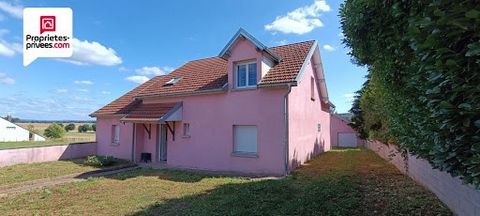 Brauchen Sie Ruhe und weite Räume? Kommen Sie und entdecken Sie in Adelans-et-le-val-de-Bithaine dieses Einfamilienhaus aus dem Jahr 2010 in einer sehr ruhigen Gegend. Auf einem Grundstück von 3400m2 (ideal für ein Pferd) 148m2 Wohnfläche, aber ca. 2...