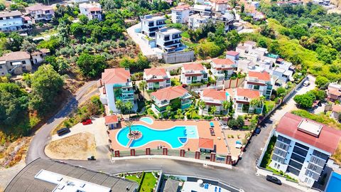 High-quality residential complex with infrastructure just 1500 microns from the sea The offered 3+1 apartment in Kargicak area impresses with its characteristics and location. This residential complex is located just 1500 meters from the sea, making ...