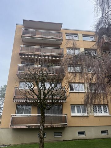 L'agence Immo Reecht vous propose sur le secteur de BELFORT à 5 minutes du centre ville, ce bel appartement situé dans une résidence calme et à proximité de toutes commodités, commerces, écoles, établissement de santé ainsi qu'un grand parc pour prof...