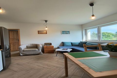Comfortable apartment. At guests' disposal: living room, bedroom, well-equipped kitchen, bathroom with shower, washing machine, toilet and a landscaped garden with garden furniture. There is a possibility to rent 4 bicycles on site. Guests also have ...