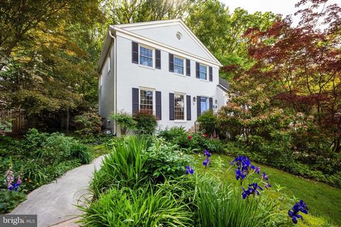 * Open Houses Canceled. Under Contract * Welcome to this picturesque home on a cul-de-sac within the coveted Montrose Woods community. This serene residence offers 5 bedrooms, 2 full and 2 1/2 baths, and an attached garage perfectly situated on a .5 ...