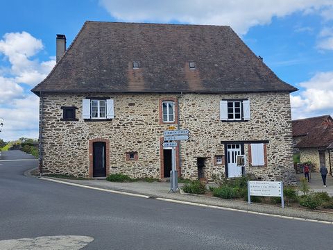 Maison de village et ses dépendances