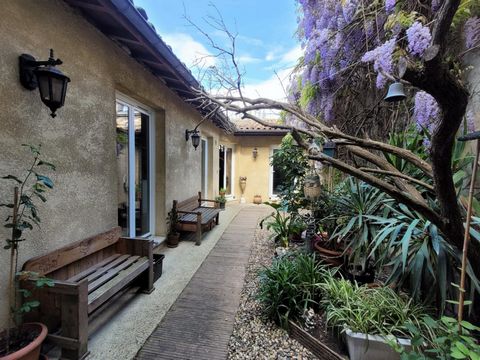 Ensemble immobilier avec garage