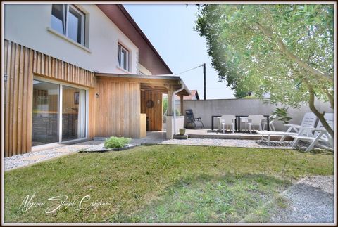 Villa à vendre 5 pièces ANGRESSE (40) de 188 m² rénovée en 2021 proche bourg