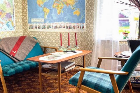 Welcome to a charming and homely accommodation with a generous patio that invites you to play, relax, eat and have coffee in the open air. Here you can enjoy life outdoors – perhaps with your morning coffee in the hammock or a lovely barbecue evening...