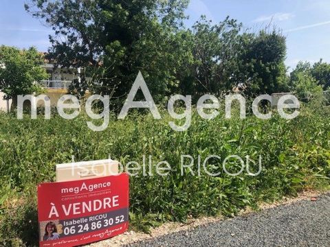 SAINT-PIERRE D OLERON, terrain à bâtir viabilisé de 353 m2