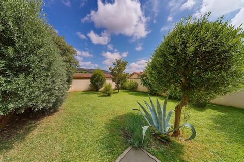 Maison 5 pièces proche du bourg, à deux pas de la plage – 105 m² – 253 m² de terrain