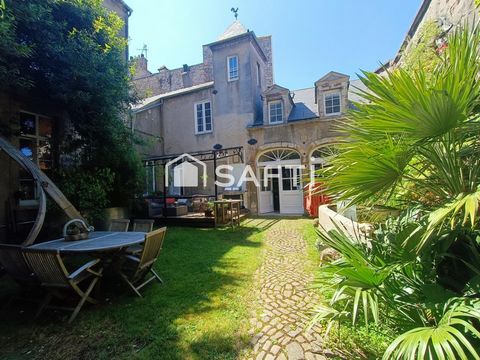 Maison de 208 m2 au coeur de la ville fortifiée