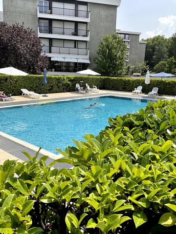 À vendre – Appartement T2 de 54 m² avec piscine, parking et cave – Mérignac centre