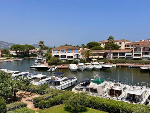 À vendre – Superbe T2 entièrement rénové avec vue imprenable sur le port – Port Cogolin - 83310