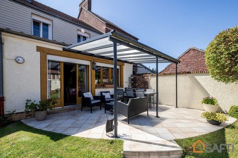 Maison de ville de 7 pièces 4 chambres avec un double garage fermé