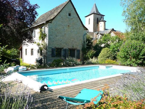 Maison de caractère renovée avec gîte et piscine - Salles Courbatiés