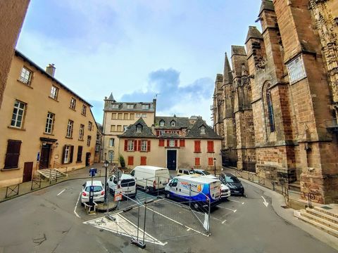 T4 VUE CATHEDRALE - RODEZ - CAVE