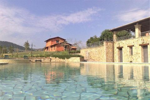 Holiday apartment on a farm in Umbria. The farm is located in the green heart of Italy: Umbria, to be precise in Passage of Bettona, only 15 km away from Perugia and close to some of the most characteristic art cities of the region such as Assisi, Sp...