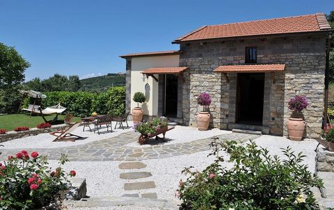 In the idyllic hills surrounding Sant’ Agata Sui Due Golfi, the villa is a small but perfectly formed villa with a private pool and spectacular sea view. It is located on the Santa Maria della Neve hill, which is about 1 km from the centre of Sant’Ag...