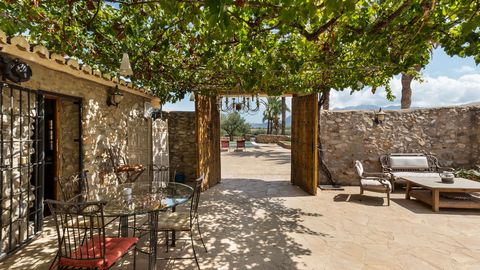 This enchanting finca offers a haven of serenity and beauty, boasting 5 bedrooms and 4 bathrooms. It seamlessly merges an ancient farm house with a more recent extension in the same style. Inside, the interior exudes elegance with the use of noble ma...