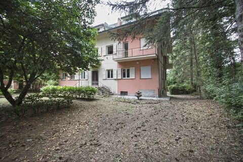 A HOUSE IN THE HEART OF NATURE A few kilometers from the city of Viterbo along the Cimina Mountains, just above San Martino al Cimino, we offer for sale this charming property surrounded by greenery. A house characterized by the wooded landscapes of ...