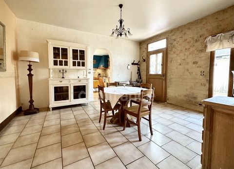 Dans la jolie et recherchée commune d'Auvers-sur-Oise, nous vous proposons cette maison de famille de 135 m² habitables (178 m² utiles) avec 4 chambres. Le rez-de-chaussée s'ouvre sur un grand espace de vie composé d'une salle à manger, d'une cuisine...