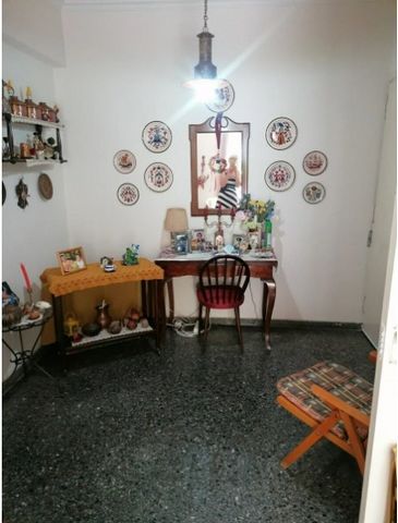 Apartment for sale in Isthmia, Kalamaki district. The apartment has an area of 50 sq.m. and is located on the first floor, has two bedrooms, a living room and a separate kitchen. Exit from all rooms to the balcony, alarm system installed. The propert...