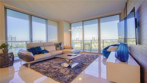 Welcome to Paradise! Spectacular Furnished & well decorated 3bed/3baths corner unit. Gorgeous bay views with a private elevator. Open kitchen & modern appliances. Decorative wallpaper in the apt hall. Washer & dryer in the unit. Automatic shades in a...