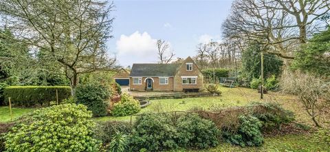 High specification four bedroom residence. Contemporary Kitchen & utility room. luxurious en-suite & bathroom. Semi-rural/ tranquil location. Beautifully manicured garden - 0.86 acre. Double garage & ample parking. Convenient access to road & rail ne...