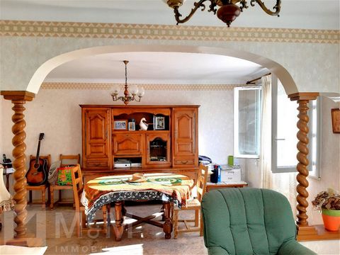 M M IMMOBILIER Quillan - estate agents in the Pays Cathare in Southern France – are pleased to present a 4 bedroom house of 98 m² habitable space with a back garden of 50m², located in a quiet area of Quillan and close to all amenities and Quillan to...