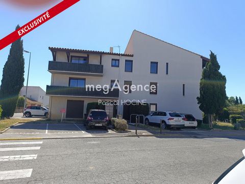 Located in the lively city of Narbonne (11100), this beautiful apartment benefits from appreciable proximity to many amenities such as schools, a high school, shops, a nursery, and easy access to public transport (bus, train, motorway). beautiful apa...