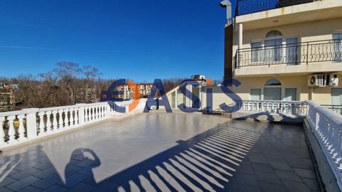 ID 32410034 #3241003 Offerto in vendita è un appartamento con 3 camere da letto e una terrazza con vista panoramica sul mare. Prezzo: 133 000 Euro Località: Kiten Vani: 4 Superficie totale: 182 mq. Piano: 3/ 7 Spese di manutenzione: 1300 euro all'ann...