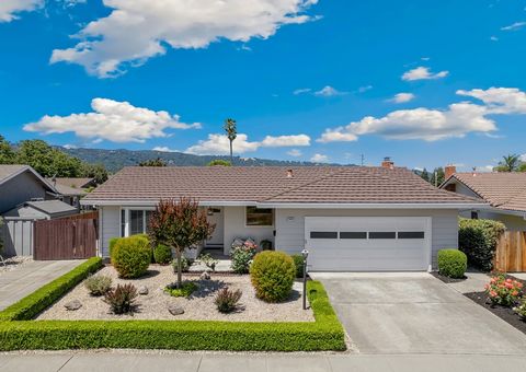 Located in Pleasanton's beautiful Mission Hills area! High demand neighborhood! Multiple offers all around! It's an UPDATED single story with 4 bedrooms, 2 bath, light and bright living room with bay window and plantation shutters, large family room ...