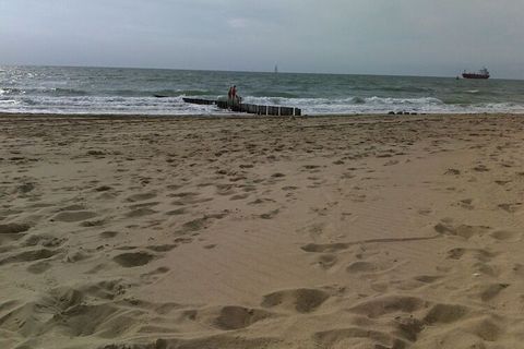 Camera romantica con colazione, arredata in modo confortevole. Vicino alla spiaggia e altro ancora, Domburg, Zoutelande, vecchia città VOC di Veere, Middelburg, Vlissingen