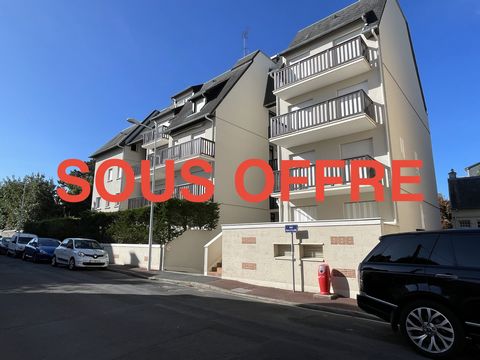 *** EXCLUSIVITE NORMANDY IMMOBILIER VILLERS-SUR-MER **** Au cœur du centre-ville, rue Paris d'Illins, au sein d'une résidence recherchée AVEC ASCENSEUR, au dernier étage, exposition SUD-OUEST pour ce STUDIO de 21 m2 comprenant : séjour avec kitchenet...