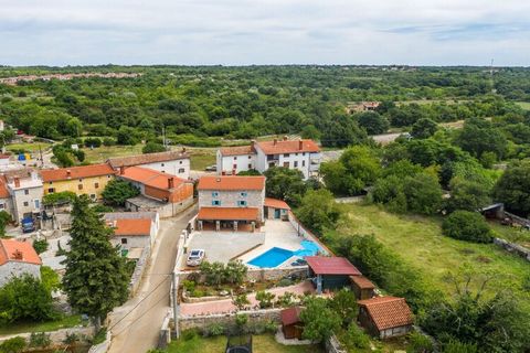 Villa LaMusica - Idyllisch Istrisch huis in een rustige omgeving met privézwembad.