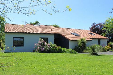 Maison à vendre 7 pièces CHOLET (49) sur 5000m²