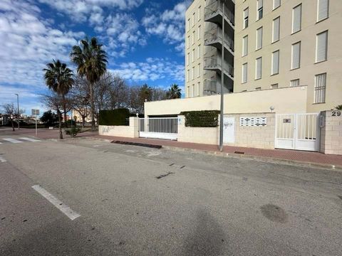 NO COBRAMOS COMISIÓN DE INTERMEDIACIÓN AL COMPRADOR Di adiós a tus problemas de aparcamiento con la plaza de garaje que tenemos para ti. Con fácil acceso mediante puerta mecanizada, se trata de una plaza muy cómoda por su amplitud y fácil maniobrabil...