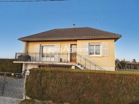 Located in the charming village of Hampigny (10500), this traditional house offers a peaceful countryside setting, yet is close to shops. Benefiting from a south-facing exposure, it provides a calm and pleasant environment, ideal for enjoying tranqui...