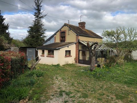 Maison de village au calme en fond d'impasse