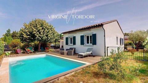 Villa de 130m2 sous décennale, garage et piscine
