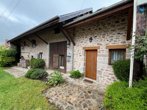 Élégante propriété en pierre  17 pièces  Vue exceptionnelle  Bourgogne, portes du Morvan