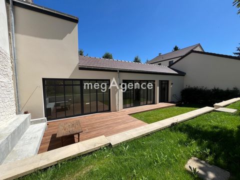 Magnifique maison ancienne rénovée à Saint Nom la Bretèche