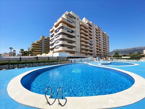 One-bedroom apartment for sale on the beachfront in Calpe, Costa Blanca, with a communal pool, sea views, and direct access to the beach. This 53 m2 apartment is located on the second floor of the building, with an elevator, facing southwest, just 10...