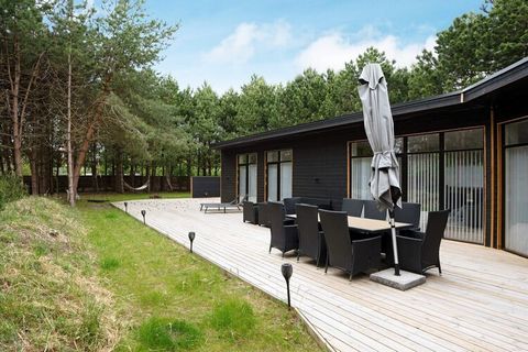 New at Admiral Strand: Welcome to this beautiful holiday home located in the scenic area of Yderby Lyng – close to the beach, forest, and town. With its 4 bright and spacious bedrooms, each with a double bed, the house accommodates up to 8 people. It...