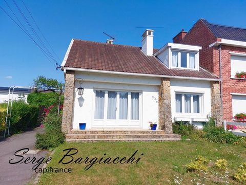 à DOUAI, maison semi-individuelle en semi-plain-pied , 120m², 4 chambres, jardin, garage