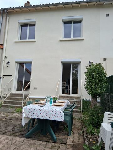 VILLENEUVE TOLOSANE (CENTRE) Maison avec jardin