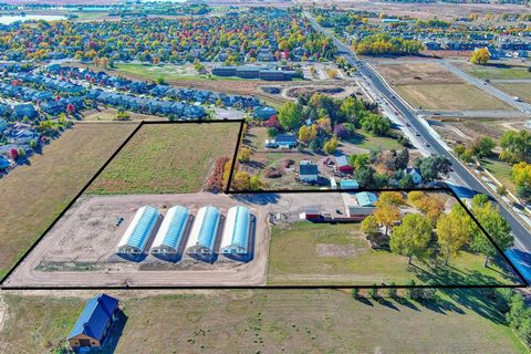 Nestled in the heart of Fort Collins, this 7.5+ acre estate offers an unparalleled opportunity for investors, greenhouse growers, horticulturists, and entrepreneurs. With a prime location within city limits and no HOA or metro district constraints, t...