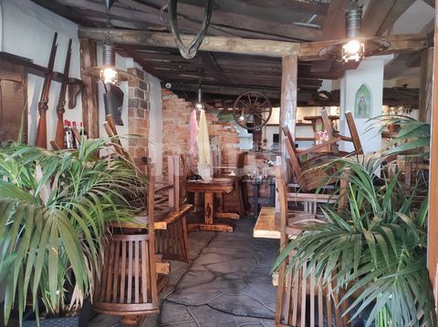 Referentie: 04145. Restaurante te koop, Parque de la Reina, Tenerife, 105 m², 70.000 €