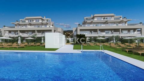 Luxe Appartementen met 2 of 3 Slaapkamers en Duplexen met Grote Zonnige Terrassen in Cádiz De locatie van de luxe ... is uitstekend. De regio is rustig en toch dicht bij golfbanen, winkelcentra, restaurants en andere sportfaciliteiten. De appartement...