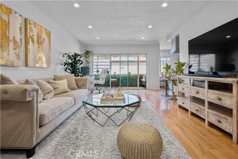 Discover the ultimate in stylish, convenient living with this beautifully updated 1 bed, 1.5 bath condo, perfectly situated in the vibrant heart of Playa Del Rey. This condo offers an unparalleled lifestyle with proximity to everything you need. The ...