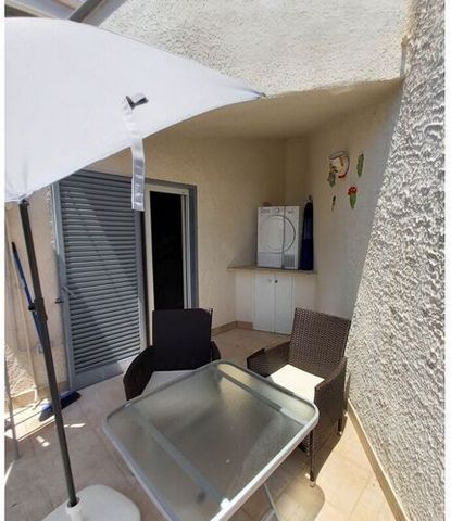 Vakantieappartement Casa Gino ligt in Puglia, op slechts 1 km van de prachtige zandstranden van de Ionische Zee, vlakbij San Pietro in Bevagna.