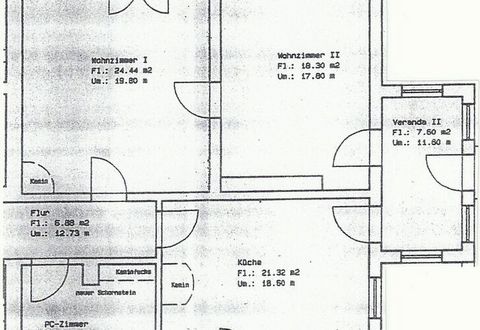 Appartement exclusif dans un endroit calme et central à proximité de la plage. Elle comprend deux chambres à coucher, un bain à remous et un foyer encastré.