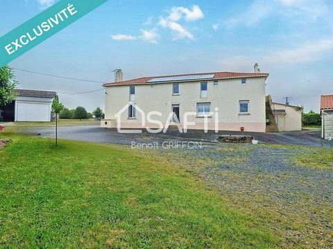 Caroline et Benoit Griffon vous présentent cette maison située au calme en campagne de la commune du Longeron (49710) avec une vue dégagée, sur un terrain de 1000 m² et une exposition plein sud. À l'intérieur, cette grande maison de 155m² habitable v...